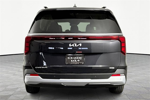 New 2026 Kia Carnival EX image 5