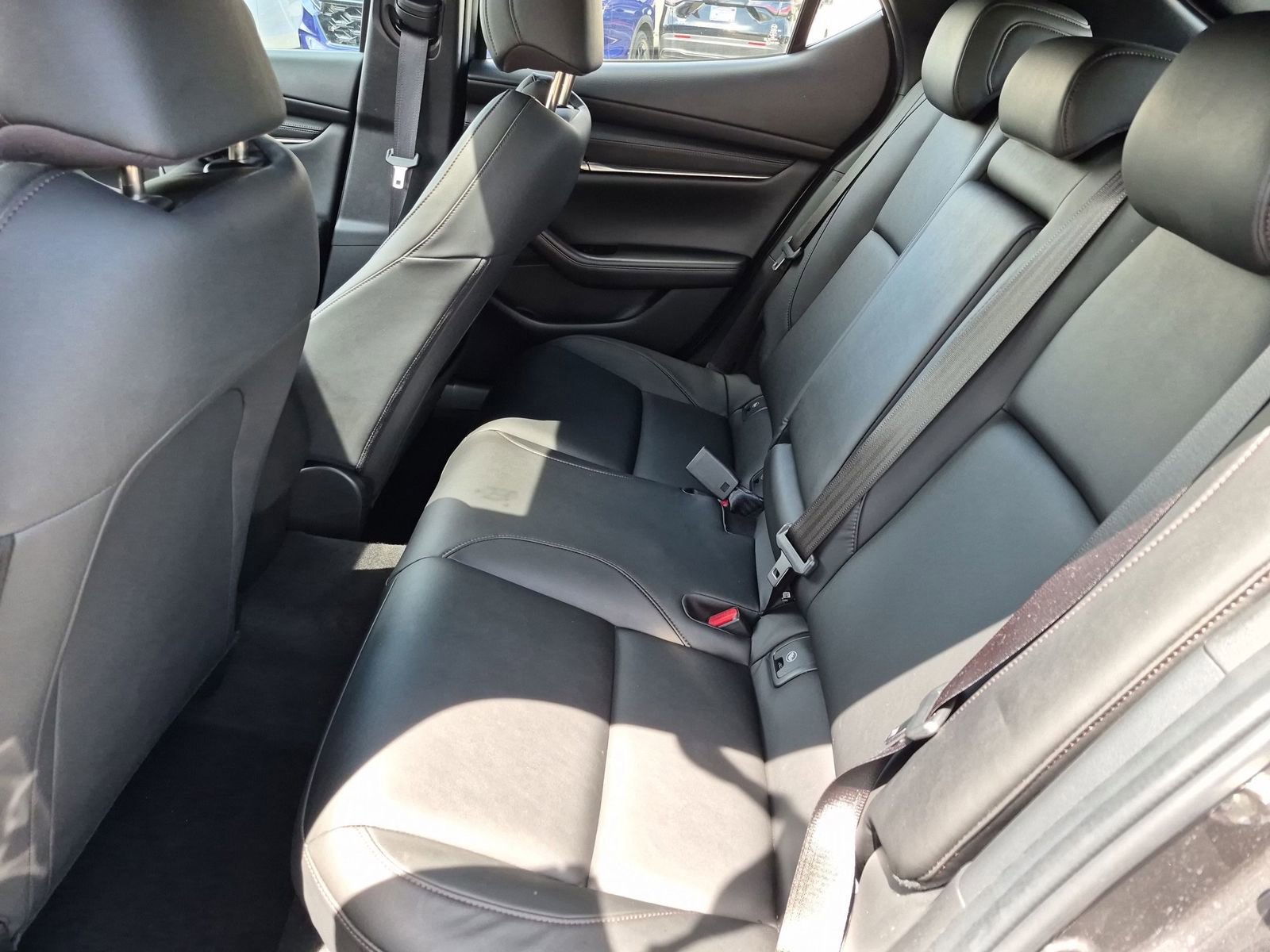 Used 2023 MAZDA MAZDA3 s FWD image 29