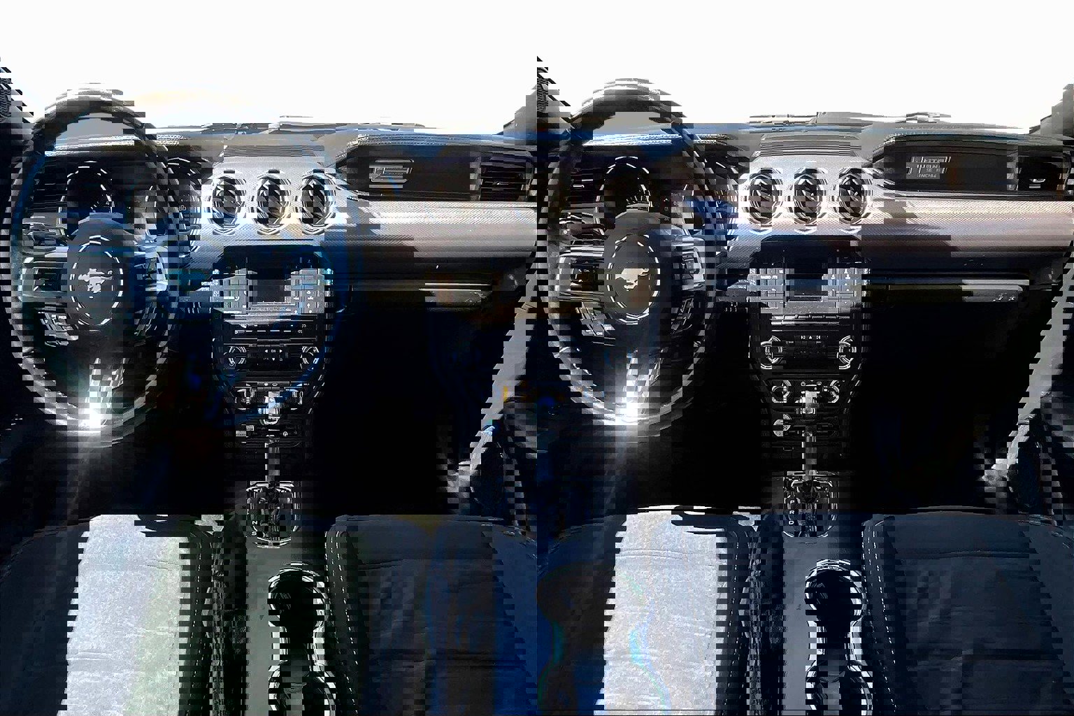 Used 2016 Ford Mustang EcoBoost image 14