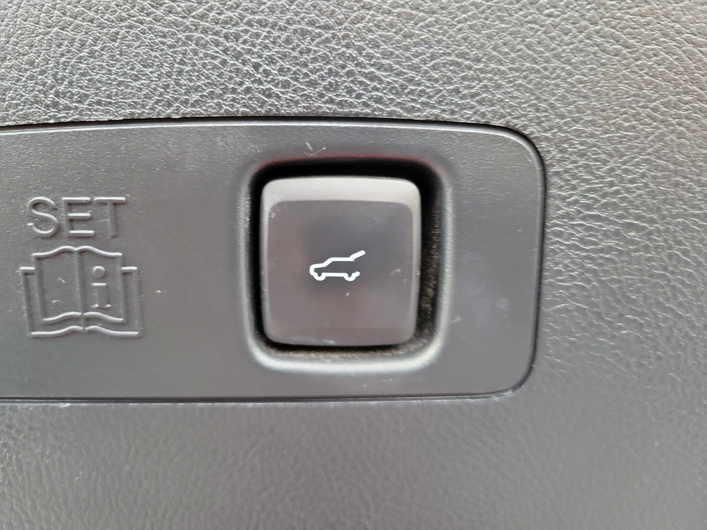 Used 2020 Lincoln Corsair Reserve w/ Equipment Group 201A AWD/4WD image 8