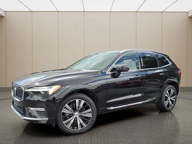 Used 2023 Volvo XC60 B5 Plus w/ Climate Package AWD/4WD image 2
