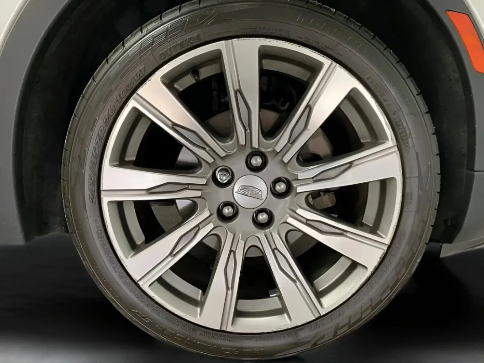 Used 2019 Cadillac XT4 Premium Luxury FWD image 28