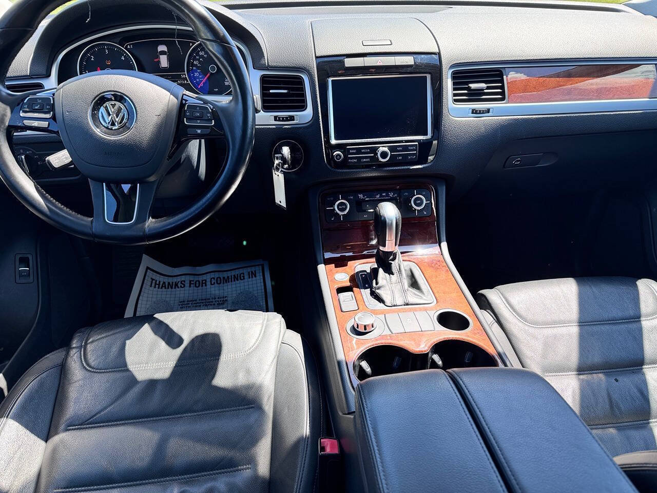 Used 2014 Volkswagen Touareg TDI AWD/4WD image 7