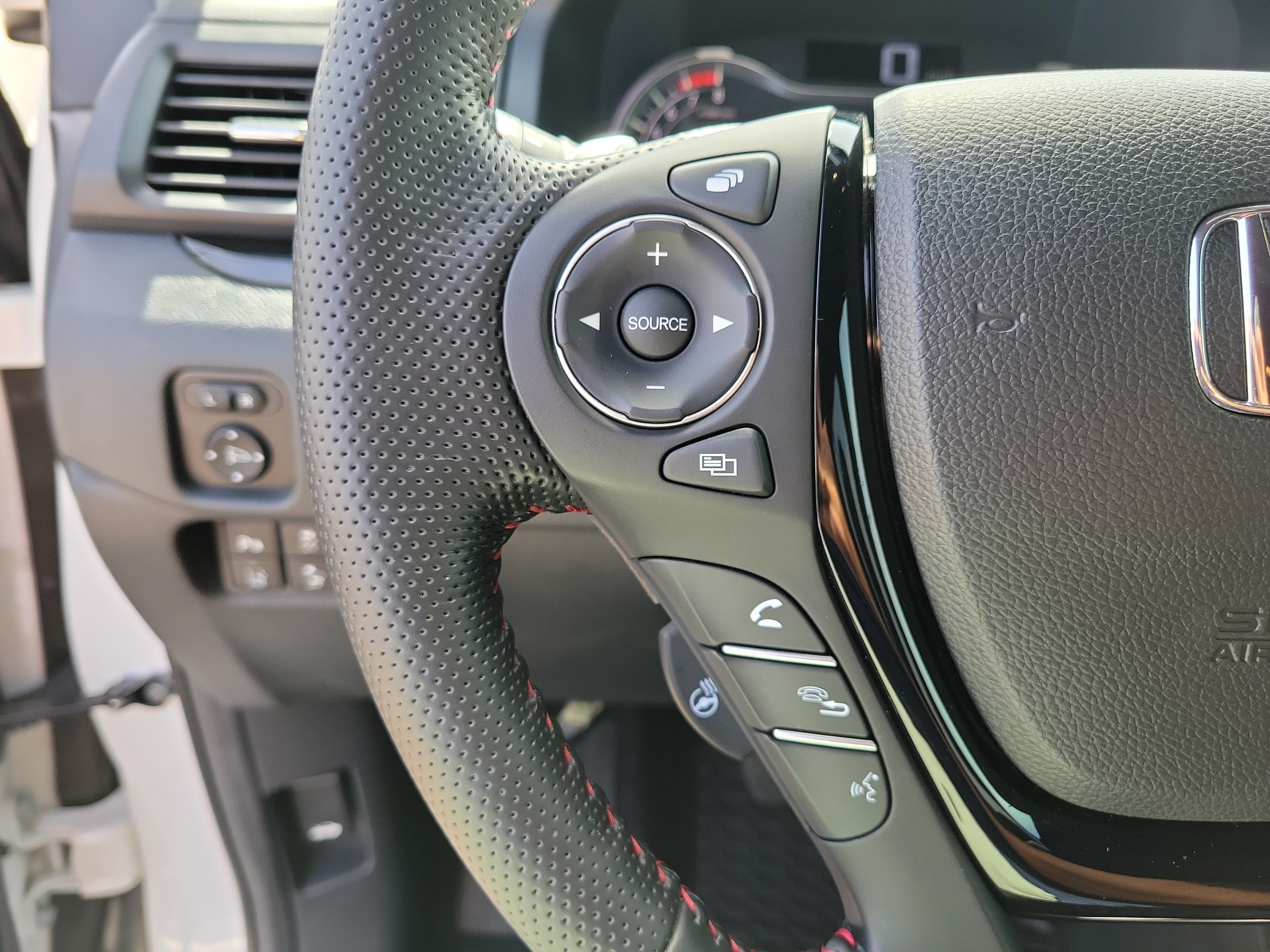 Used 2023 Honda Ridgeline Black Edition image 24