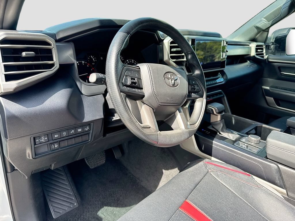 Used 2025 Toyota Tundra SR5 w/ SR5 Convenience Package AWD/4WD image 10
