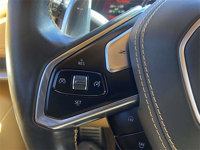 Used 2021 Chevrolet Corvette Stingray w/ Z51 Performance Package image 20