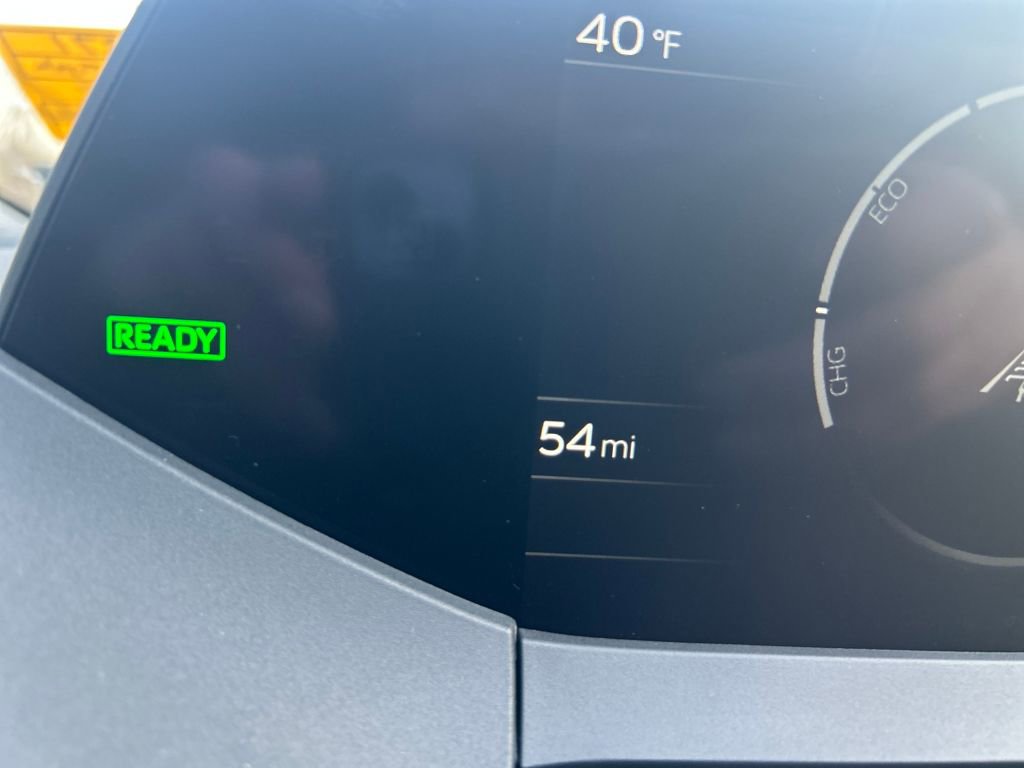 New 2026 Toyota Prius LE AWD/4WD image 10