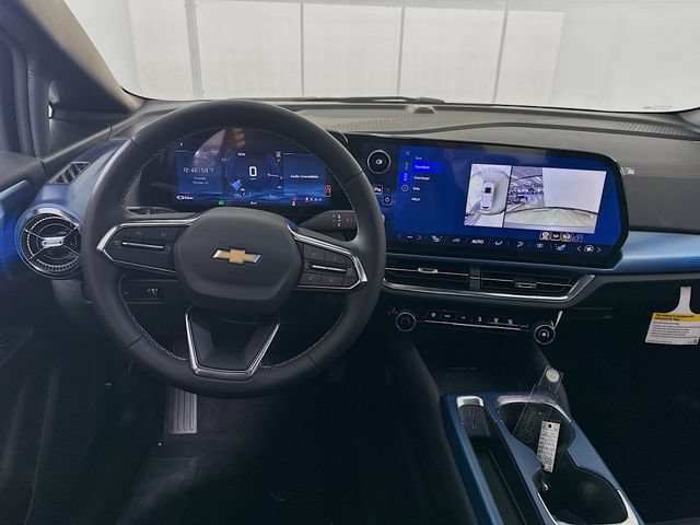 New 2026 Chevrolet Equinox EV LT AWD/4WD image 26