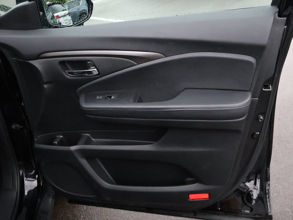 Used 2017 Honda Pilot EX-L image 11