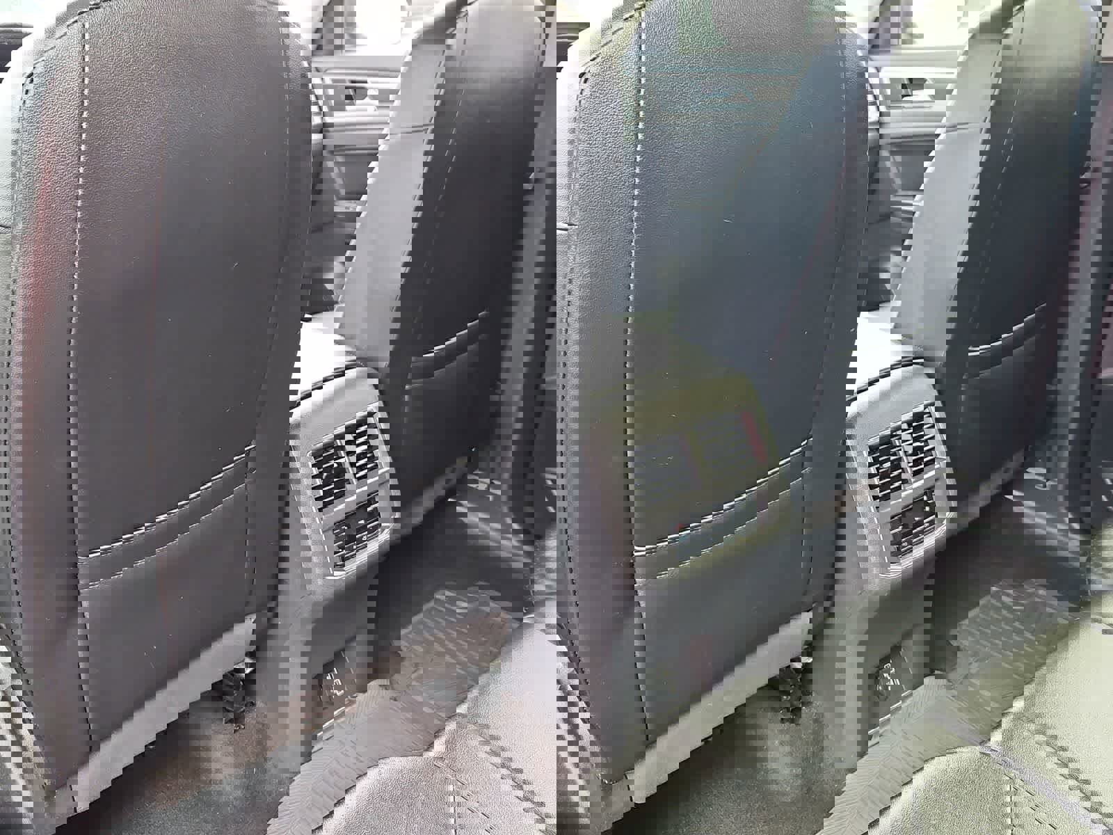 Used 2018 Volkswagen Atlas SE image 18