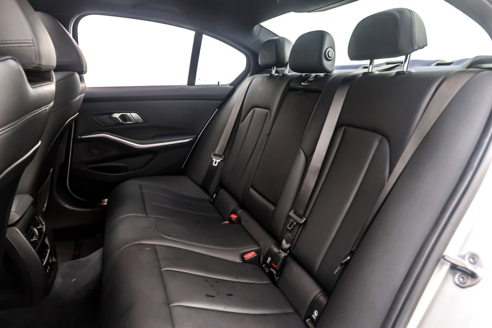 Used 2019 BMW 330i Sedan w/ Convenience Package image 7