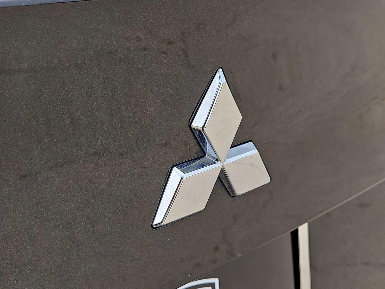 Used 2024 Mitsubishi Outlander SE AWD/4WD image 11