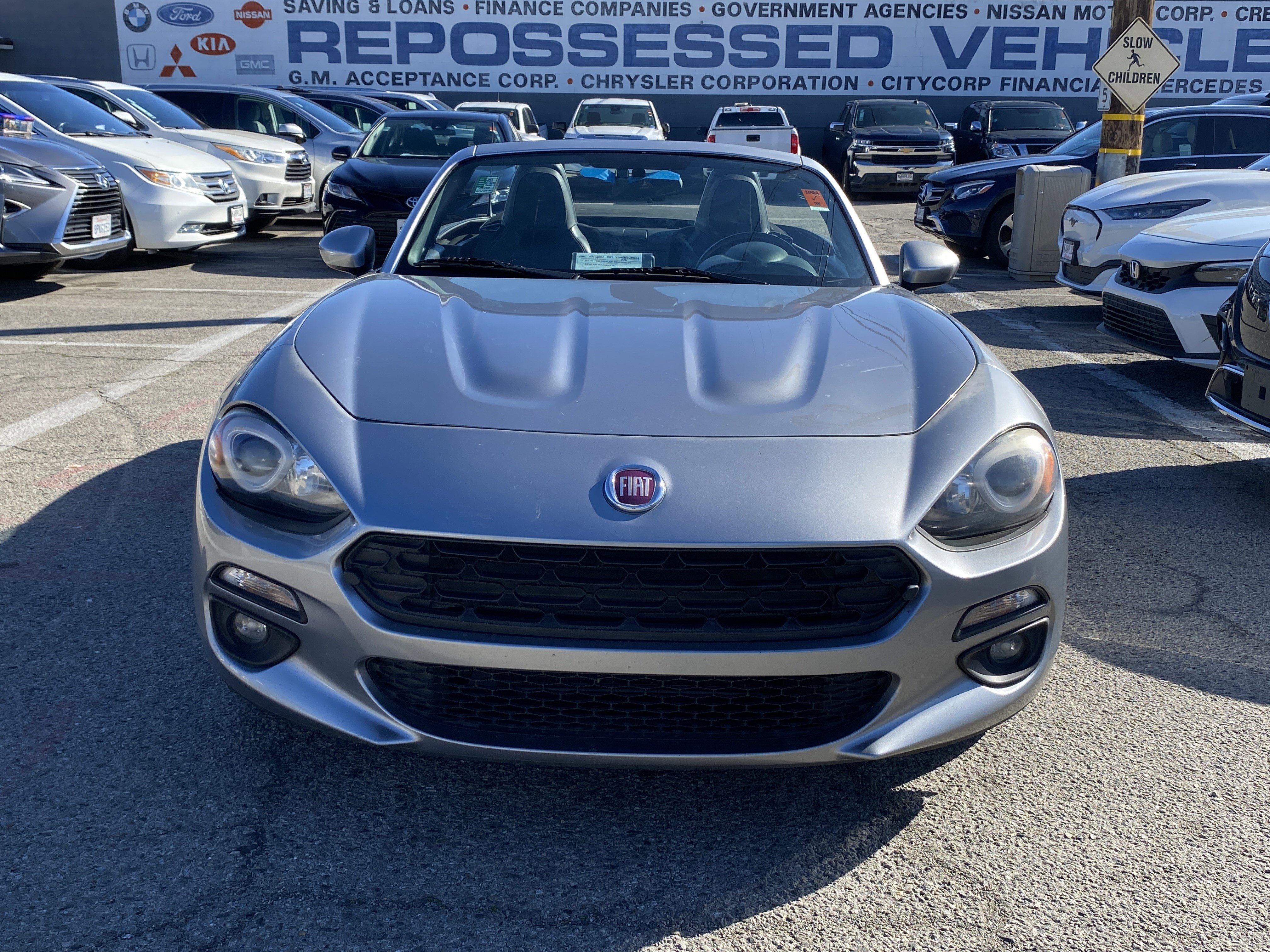 Used 2017 FIAT 124 Spider Lusso image 3