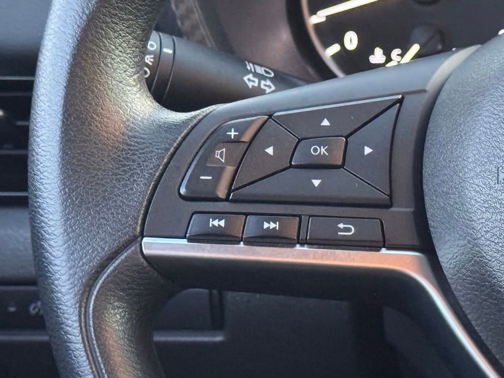 Certified 2025 Nissan Sentra SV image 15