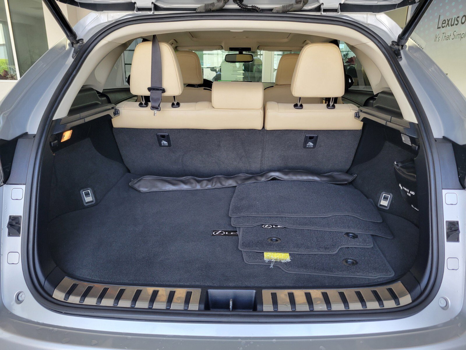 Used 2016 Lexus NX 200t FWD w/ Premium Package image 14