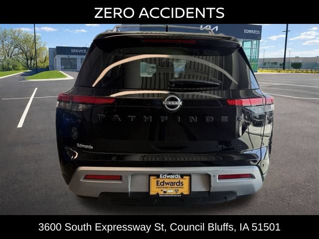 Used 2023 Nissan Pathfinder SL w/ Black Appearance Package AWD/4WD image 6