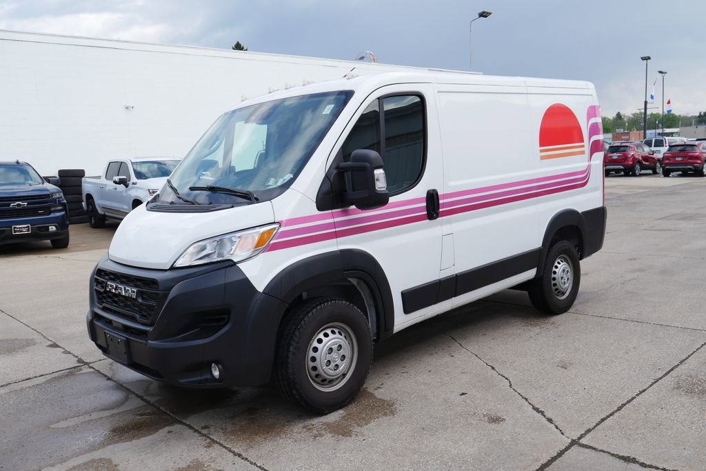 Used 2024 RAM ProMaster 1500 w/ Convenience Group FWD image 4