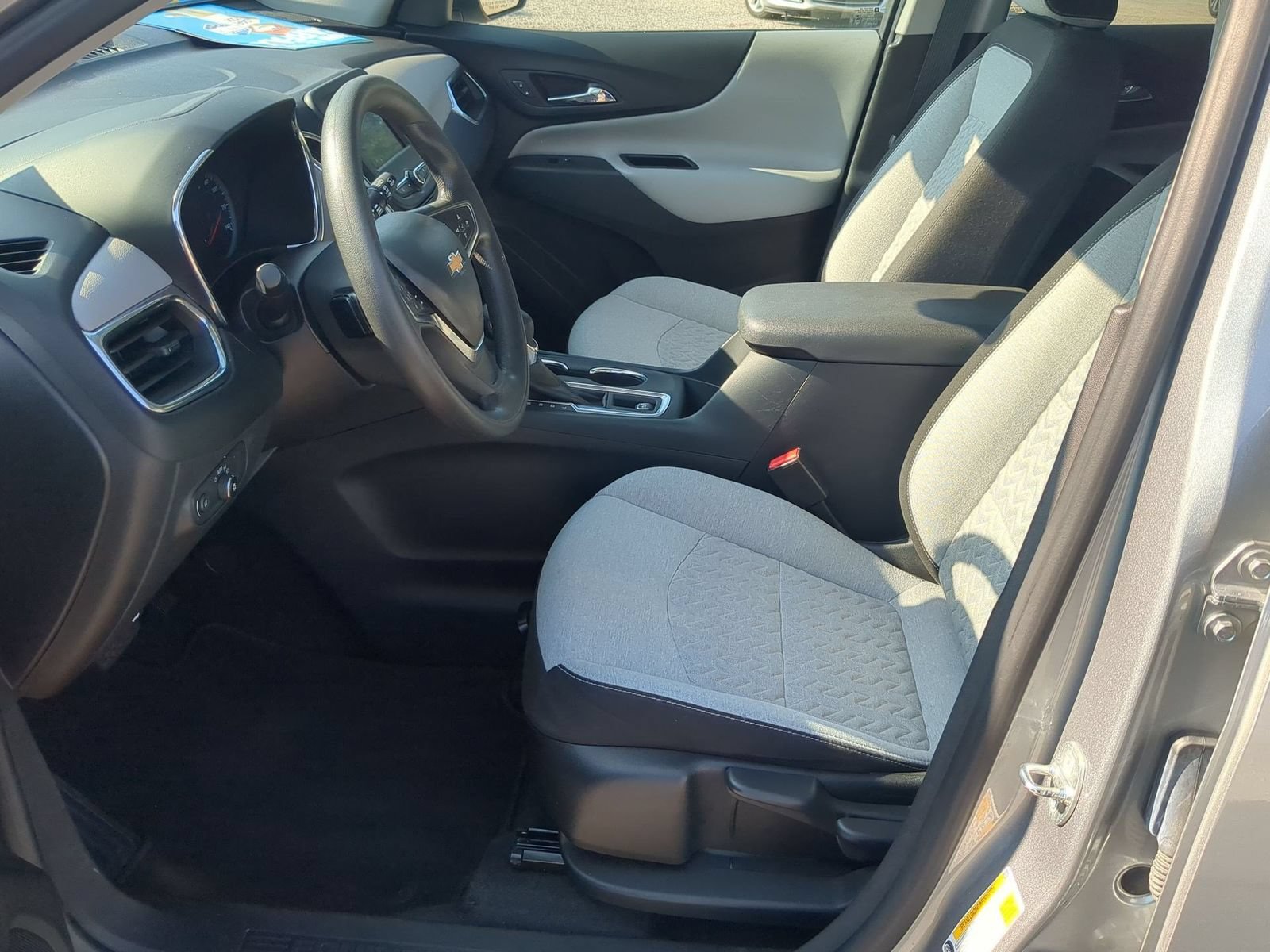 Certified 2024 Chevrolet Equinox LS w/ LPO, Cargo Package FWD image 18