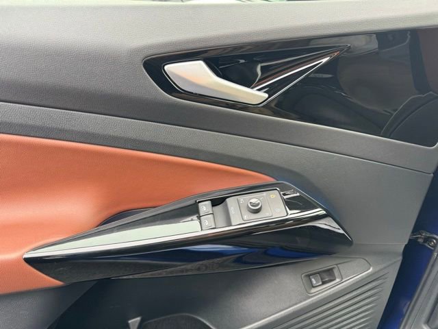 Used 2022 Volkswagen ID.4 Pro S image 17