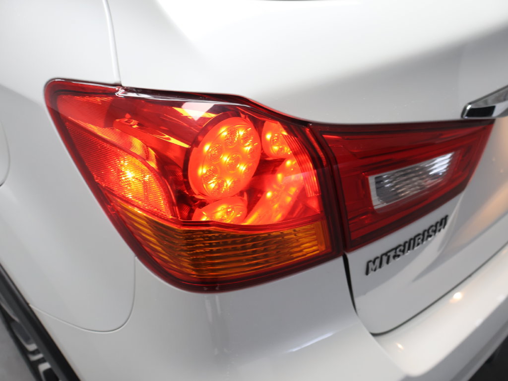 Used 2019 Mitsubishi Outlander Sport ES AWD/4WD image 29