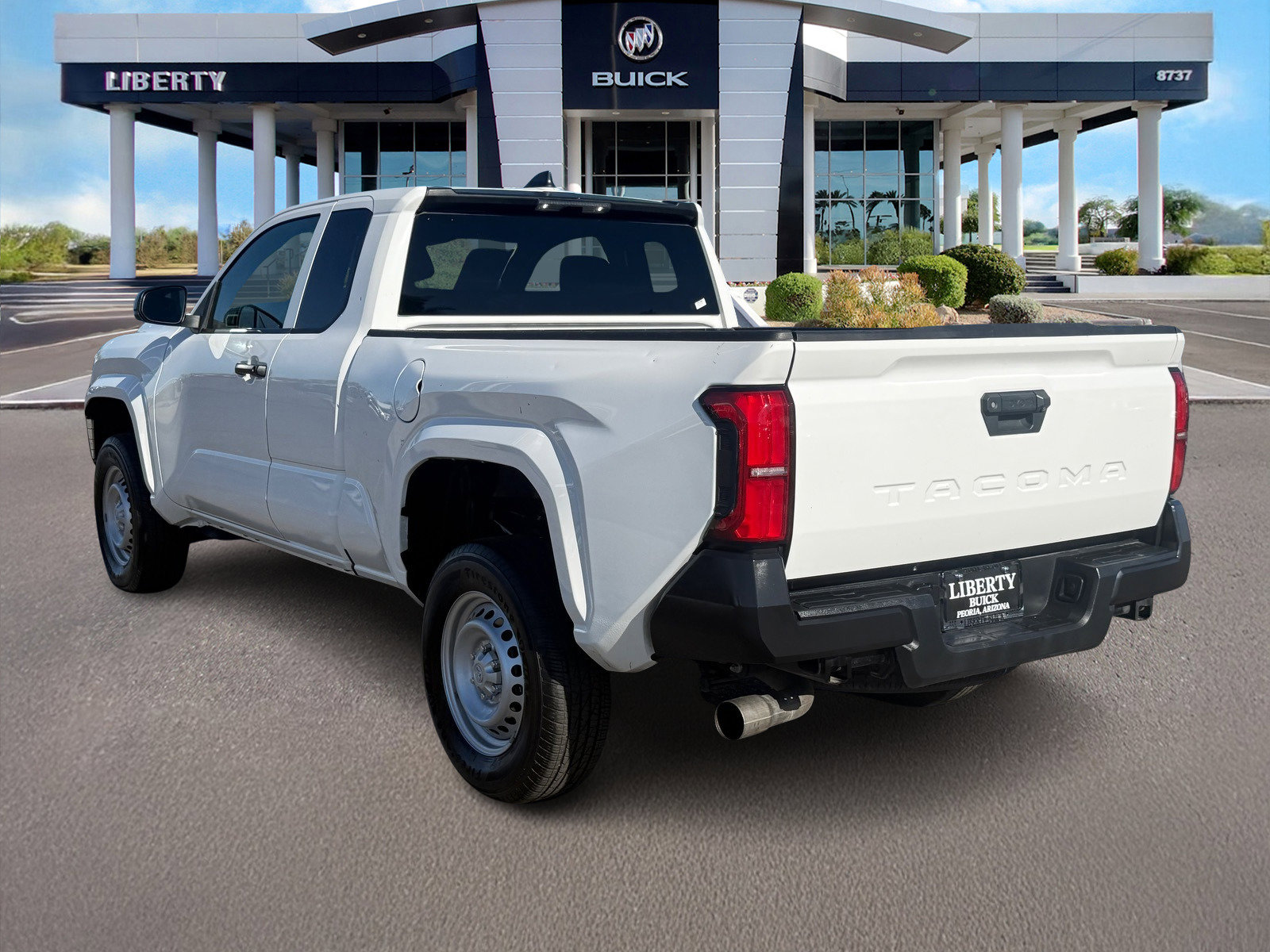 Used 2024 Toyota Tacoma SR image 6