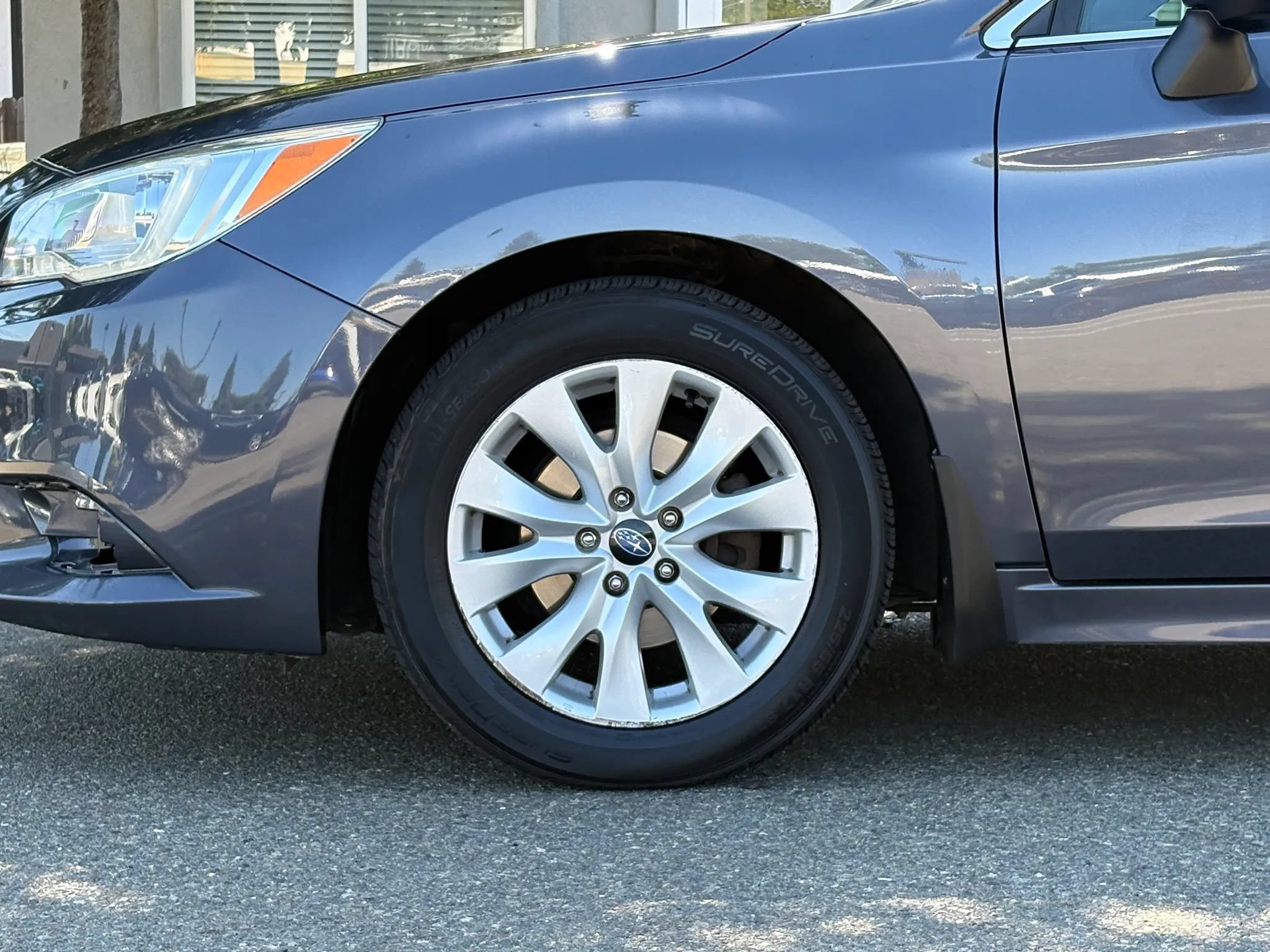 Used 2017 Subaru Legacy 2.5i w/ Alloy Wheel Package AWD/4WD image 27