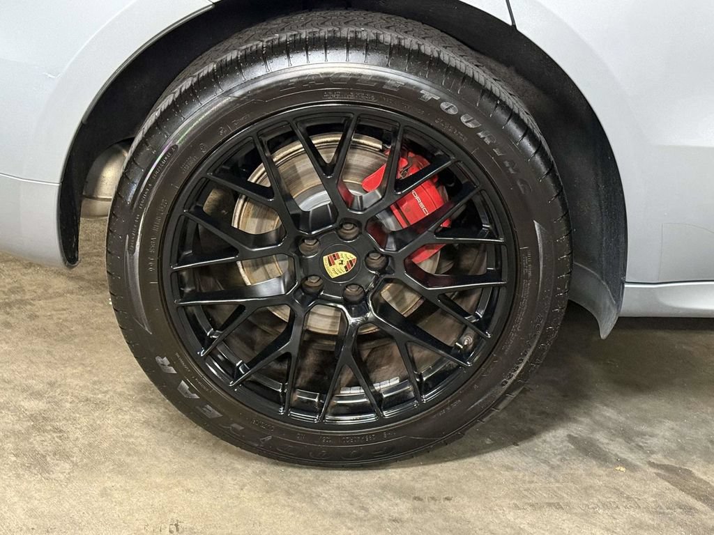 Used 2021 Porsche Macan GTS AWD/4WD image 14