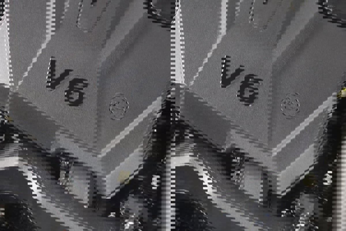 Used 2022 Genesis GV70 3.5T Sport w/ Sport Advanced Package image 23