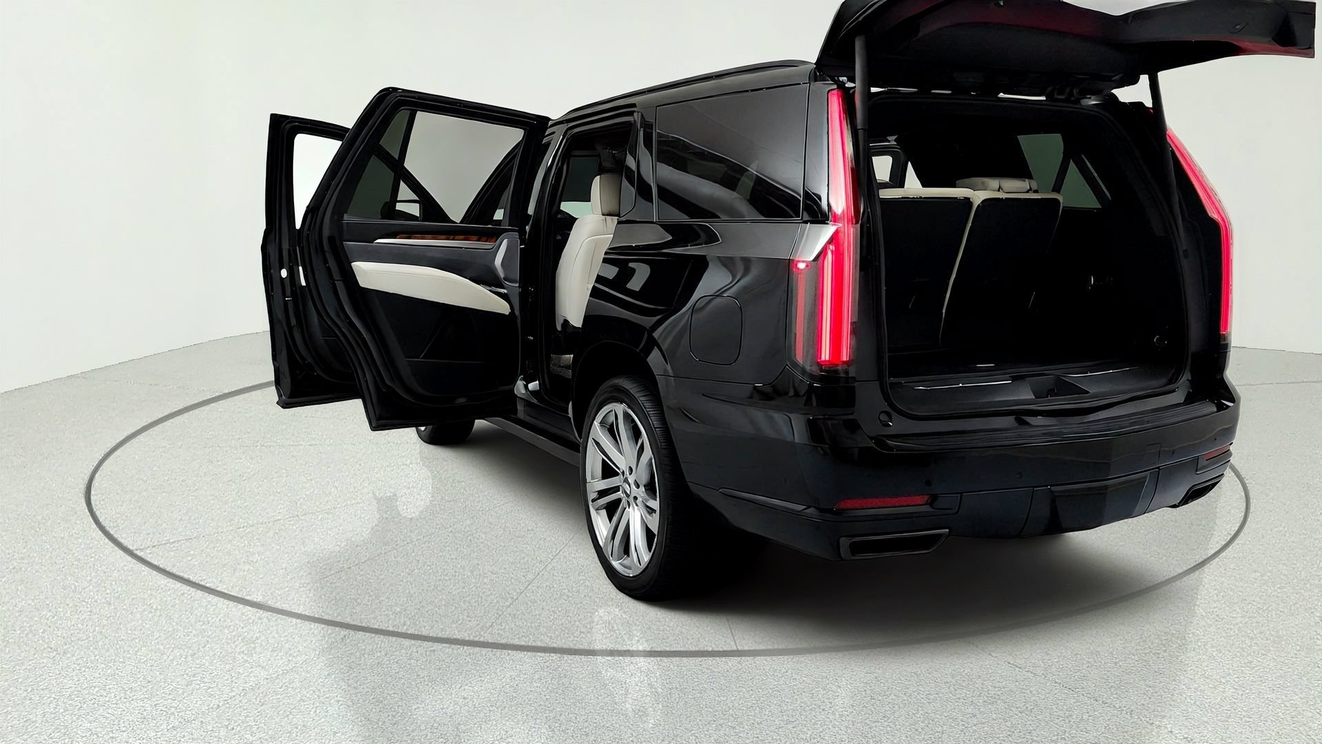 Used 2025 Cadillac Escalade Sport Platinum w/ LPO, Floor Liner Package AWD/4WD image 11