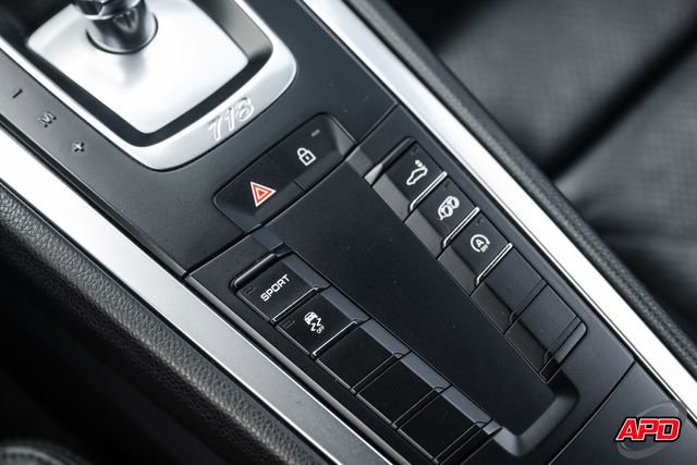Used 2019 Porsche 718 Cayman RWD image 18