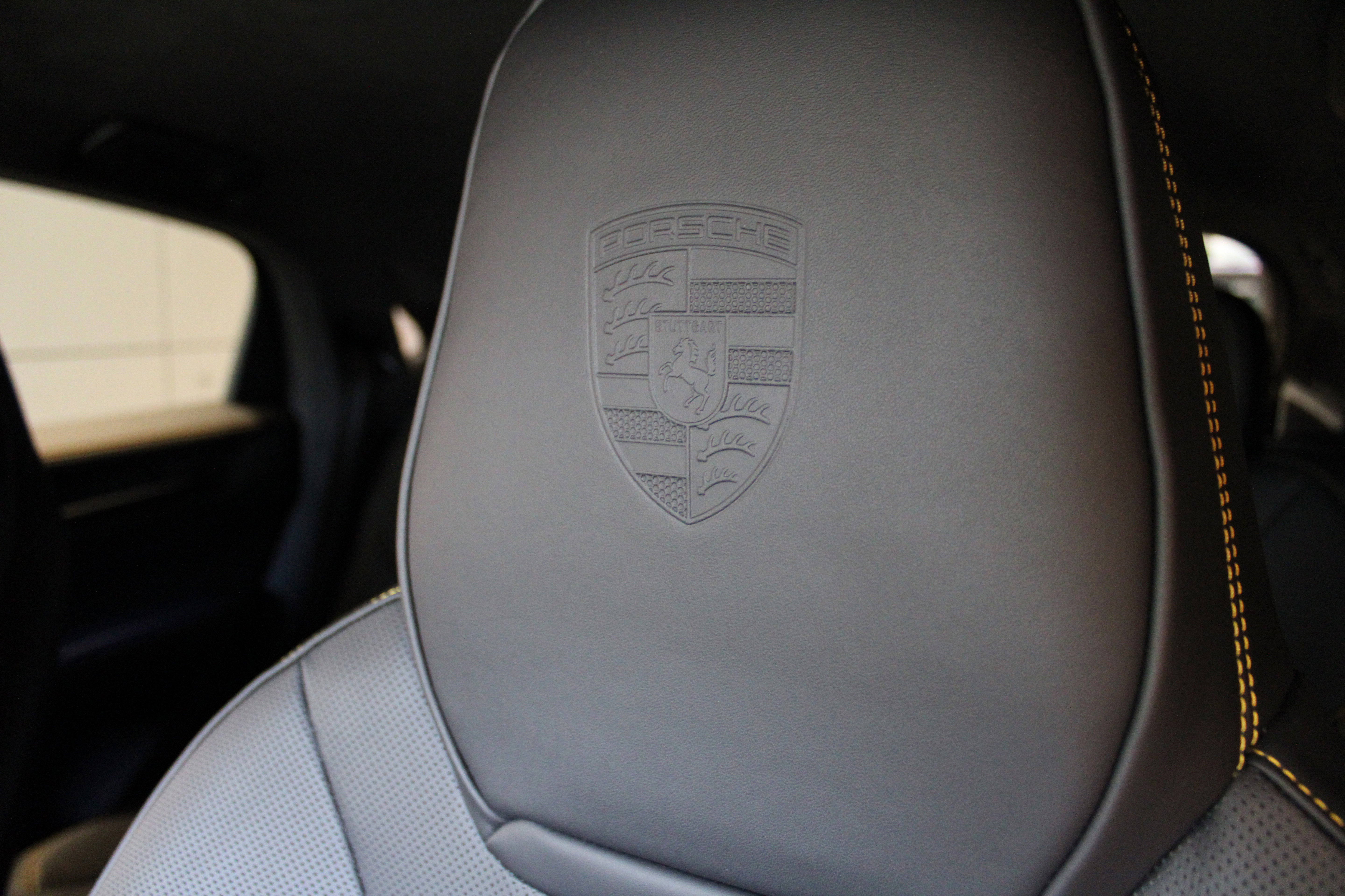 New 2025 Porsche Cayenne Turbo GT image 31