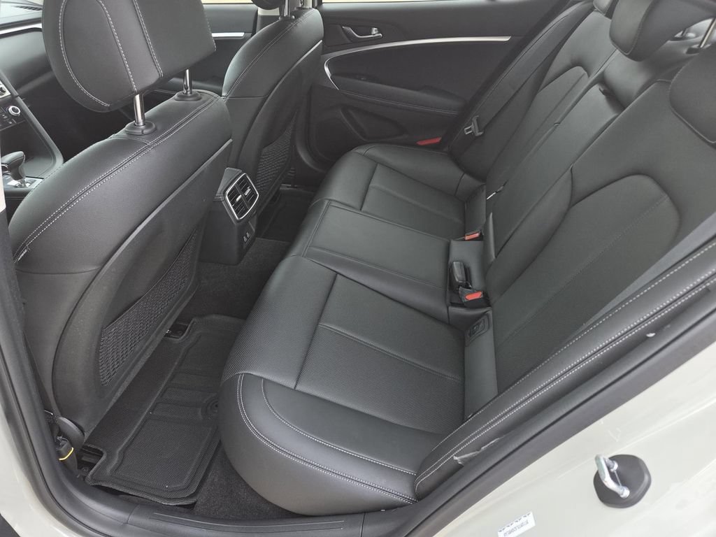 Used 2026 Genesis G70 2.5T AWD/4WD image 19