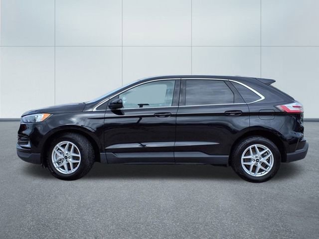Used 2023 Ford Edge SEL image 2