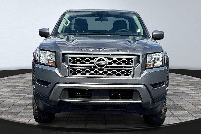 Used 2022 Nissan Frontier SV w/ Technology Package image 4