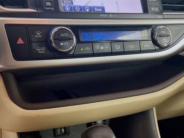 Used 2015 Toyota Highlander Limited w/ Driver Technology Package FWD image 15