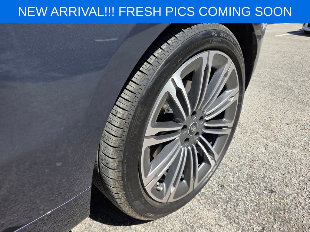 Used 2025 Land Rover Range Rover Sport Dynamic SE image 8