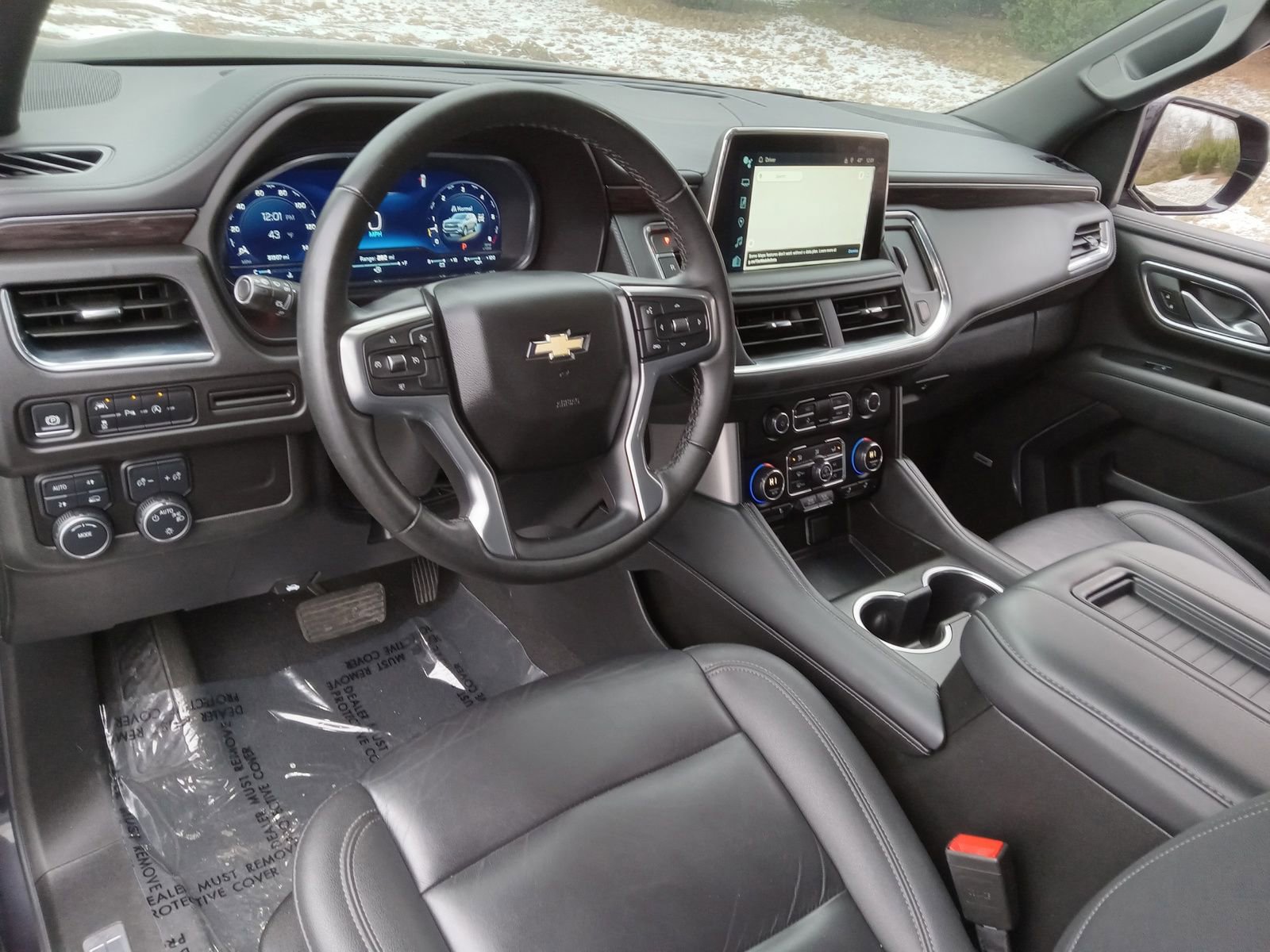 Used 2024 Chevrolet Tahoe LT image 11