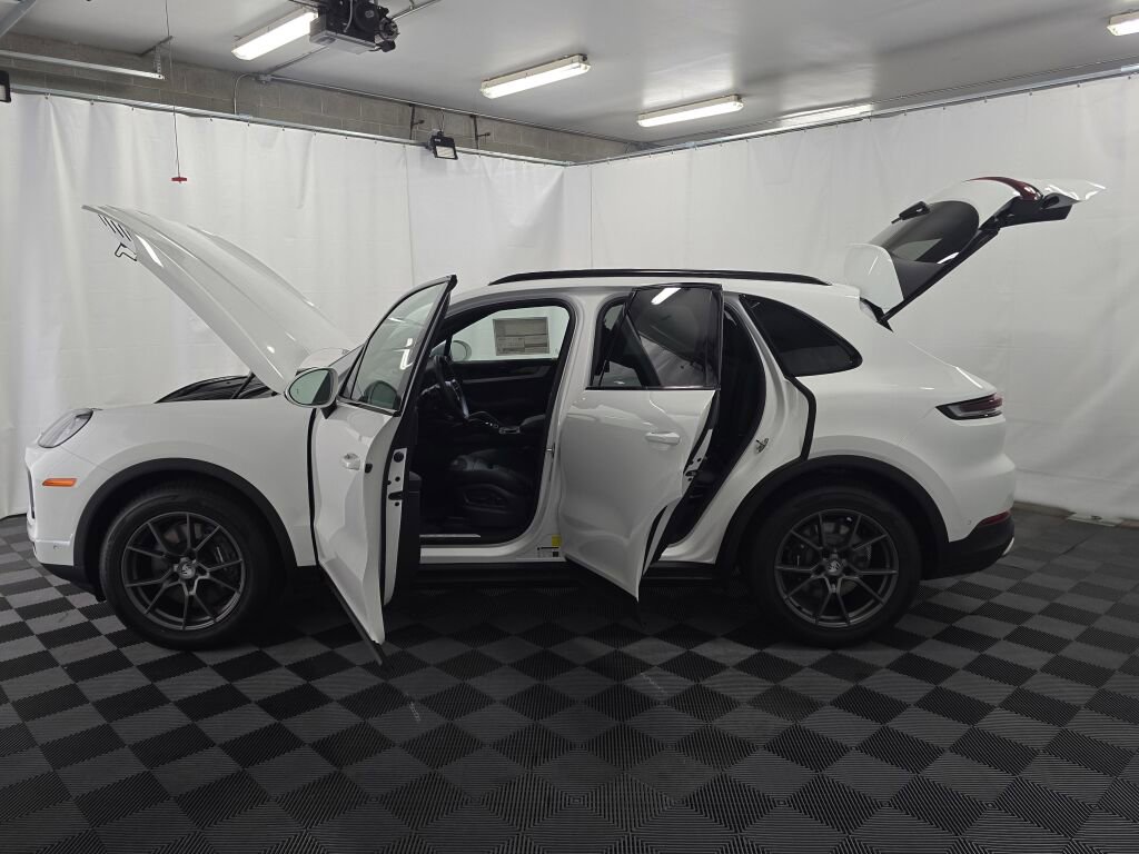 New 2026 Porsche Cayenne image 13