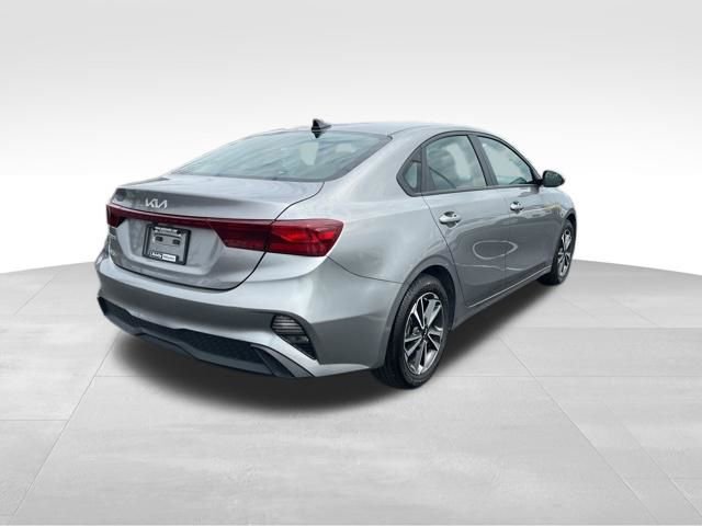Certified 2023 Kia Forte LXS image 7