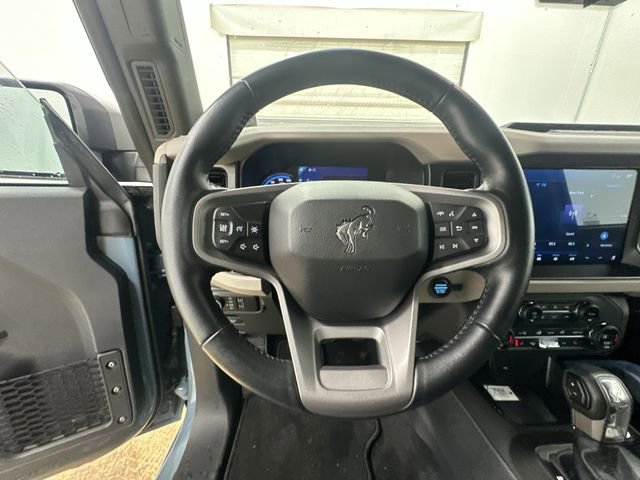 Used 2023 Ford Bronco Wildtrak image 12