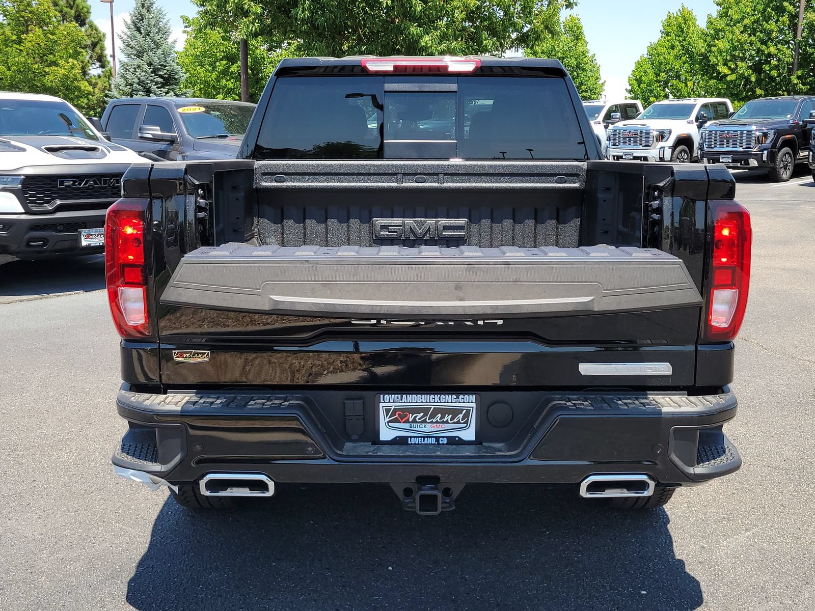 New 2026 GMC Sierra 1500 Elevation w/ Elevation Premium Package AWD/4WD image 11