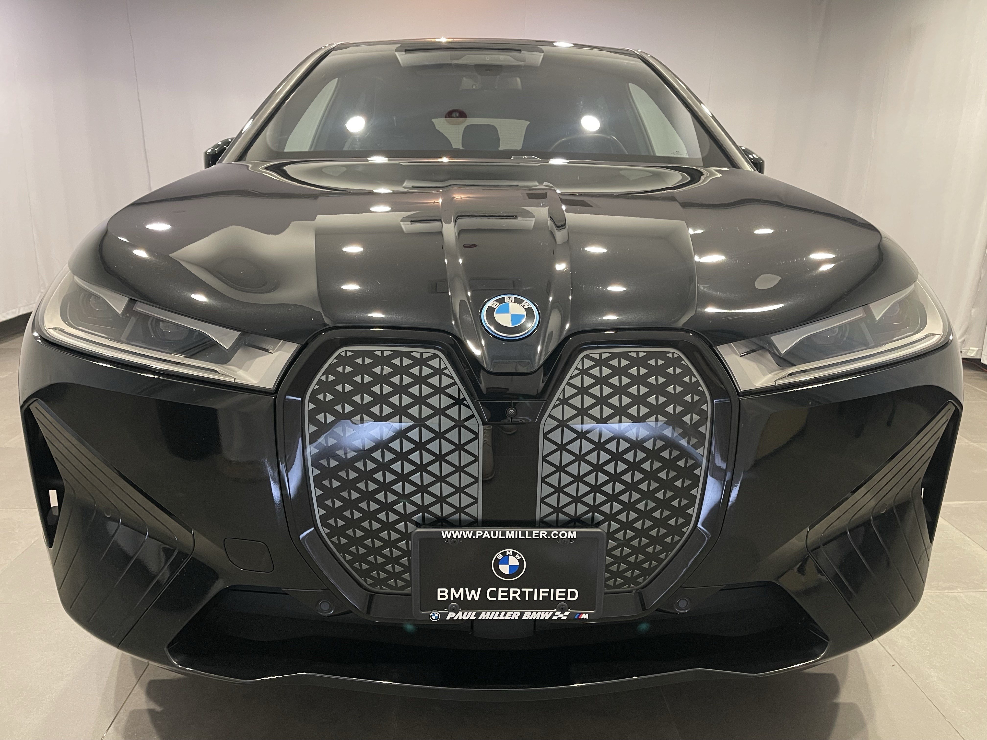 Certified 2024 BMW iX xDrive50 w/ Sport Package AWD/4WD image 2
