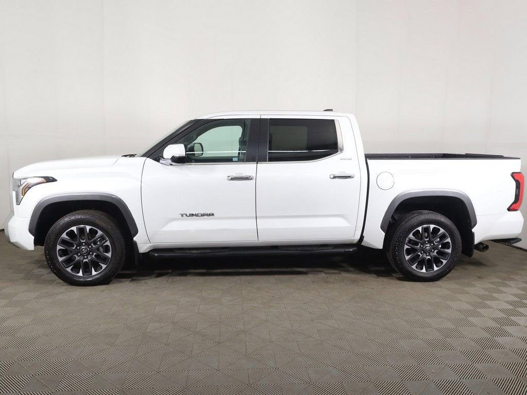 Used 2025 Toyota Tundra Limited AWD/4WD image 18