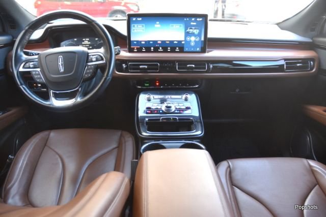 Used 2023 Lincoln Nautilus Reserve image 16