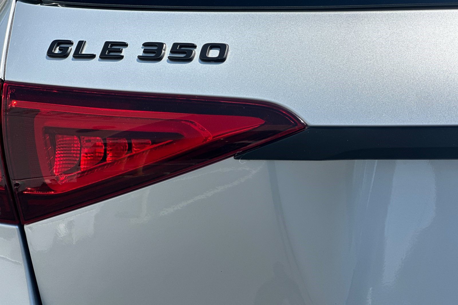 Used 2021 Mercedes-Benz GLE 350 4MATIC image 37