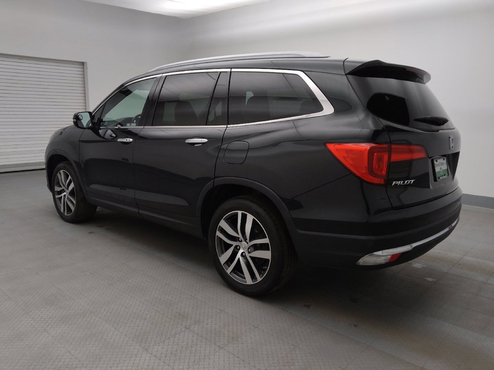 Used 2018 Honda Pilot Touring image 3