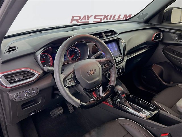 Used 2022 Chevrolet TrailBlazer RS w/ Technology Package image 34