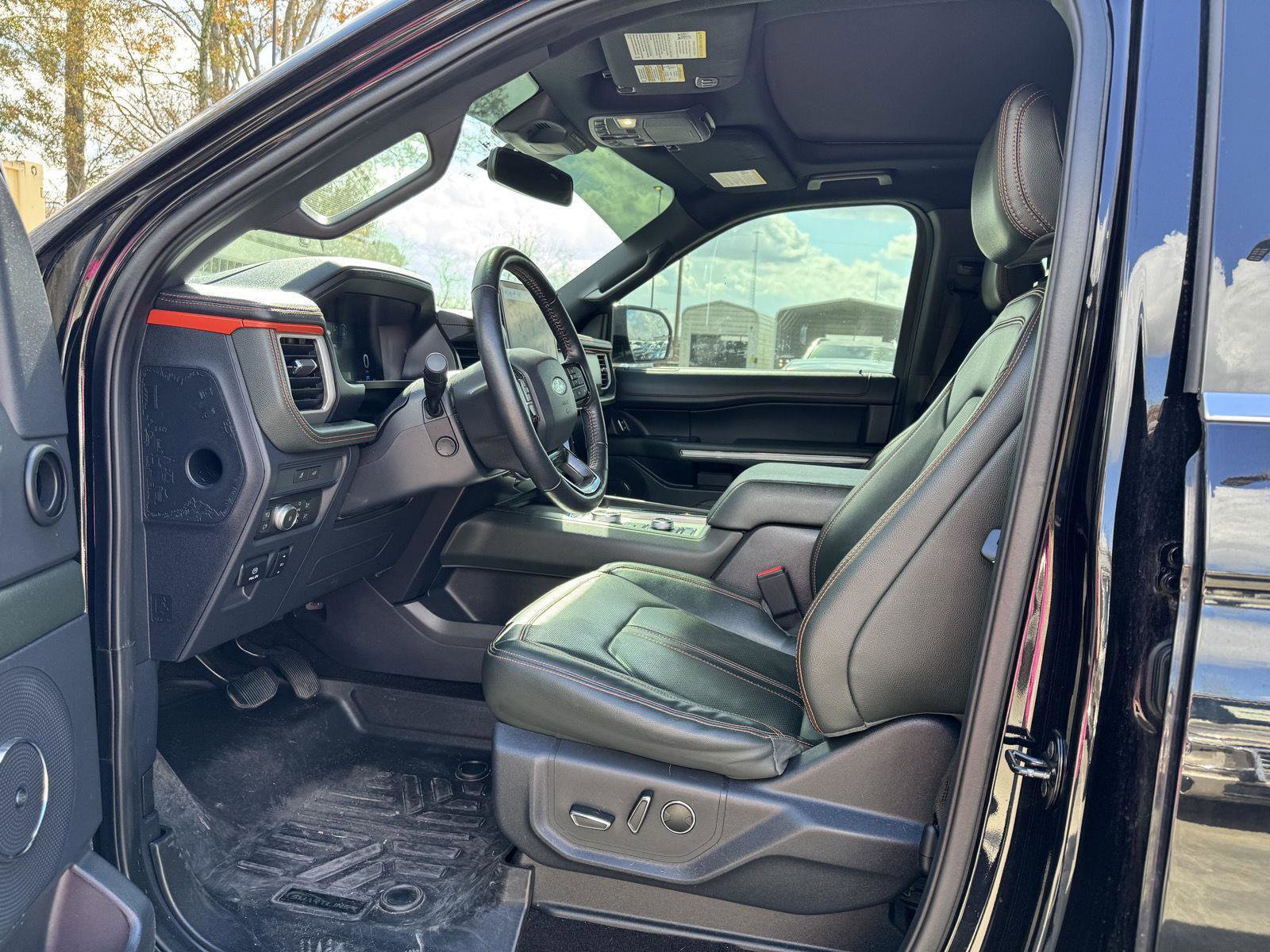 Used 2022 Ford Expedition Timberline image 5