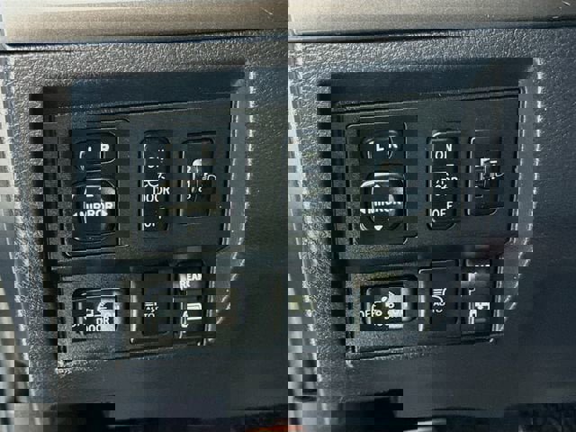 Certified 2018 Toyota Tundra SR5 w/ TRD Off Road Package AWD/4WD image 10