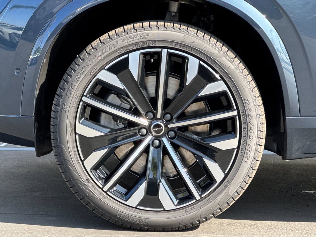 New 2026 Volvo XC90 T8 Plus image 26
